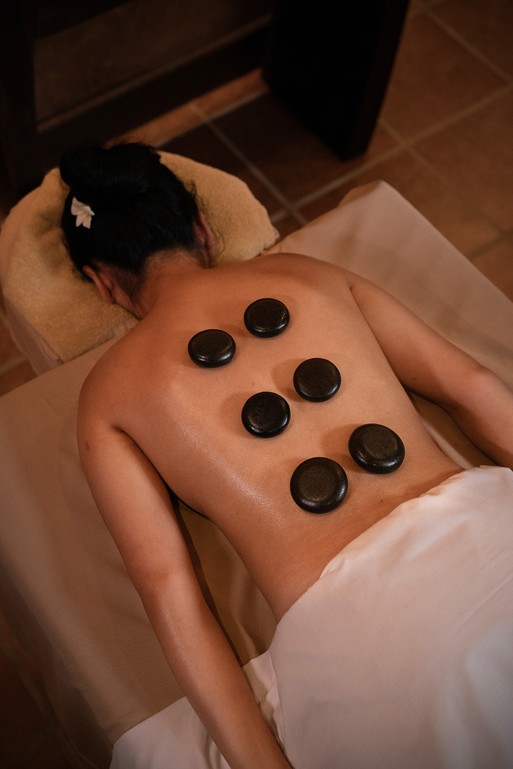 HOT STONE MASSAGE 90'
