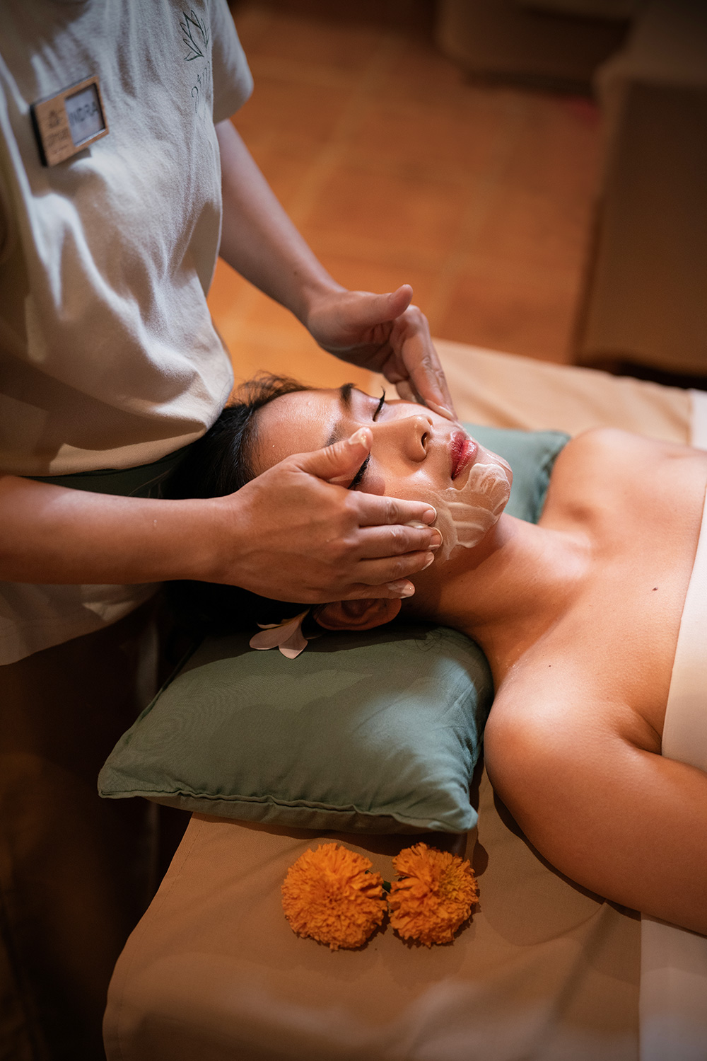 REFRESH FACIAL