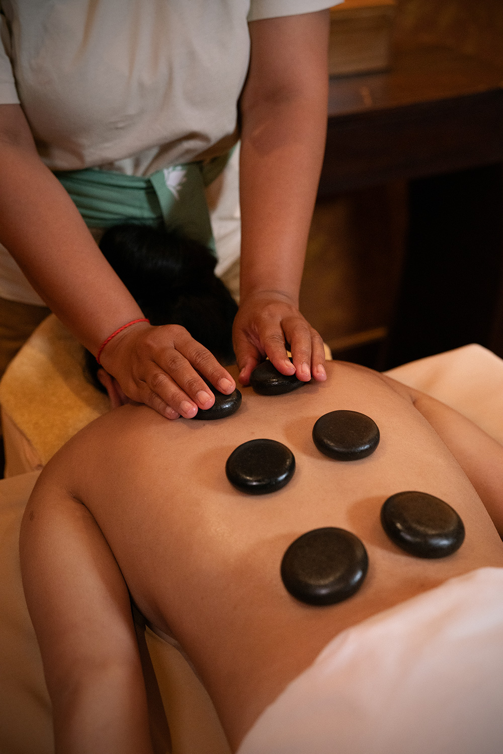HOT STONE MASSAGE 60'