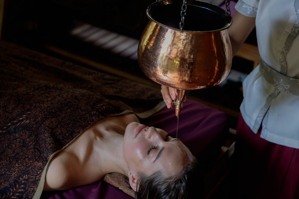 Shirodhara Massage Package