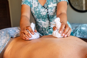 Herbal Ball Massage