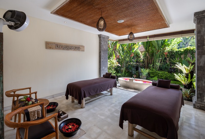 Hot Stone Massage - 90'