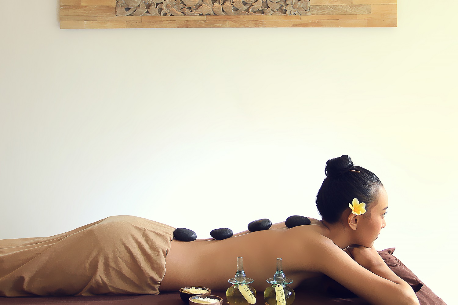 Miracle Hot Stone Massage - 90minutes