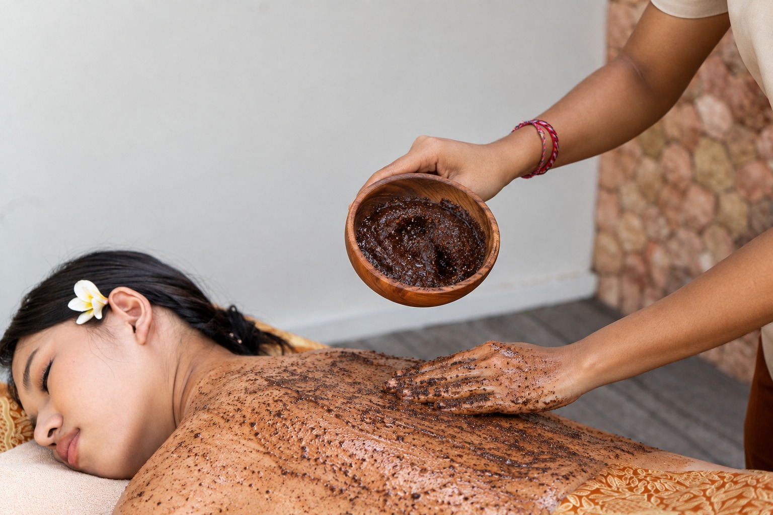 Body Scrub (30 minutes)