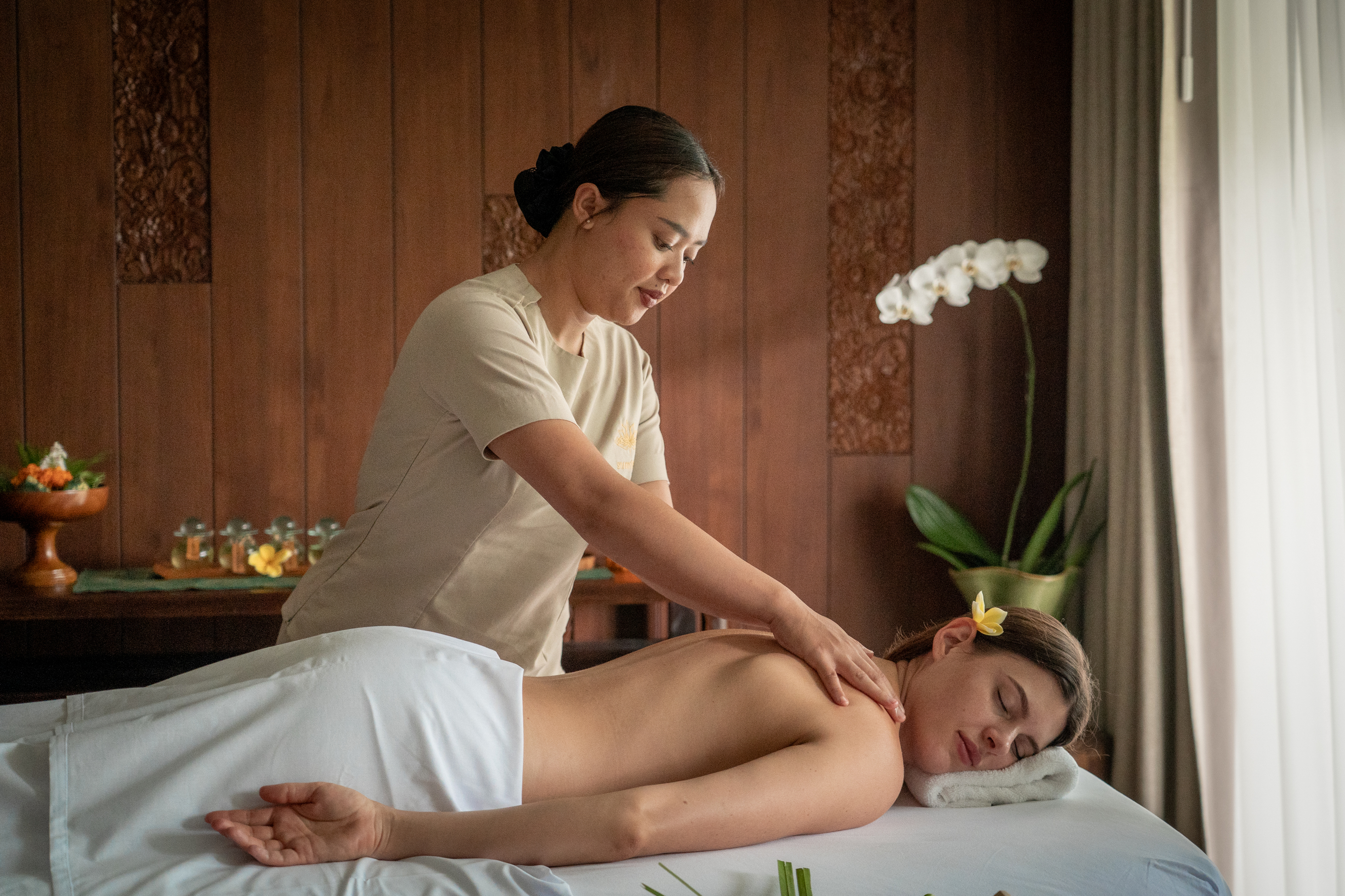Back Massage 30’