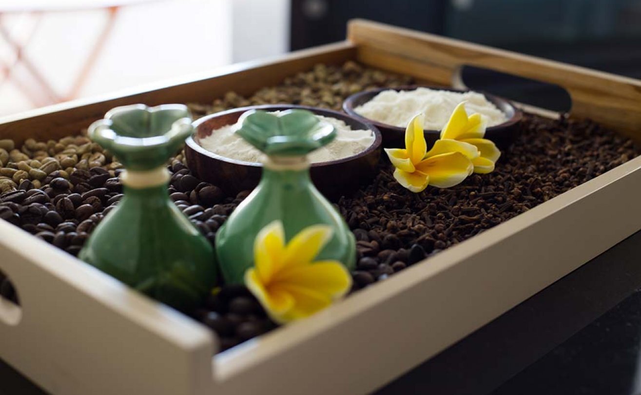 Body Mask & Foot Massage