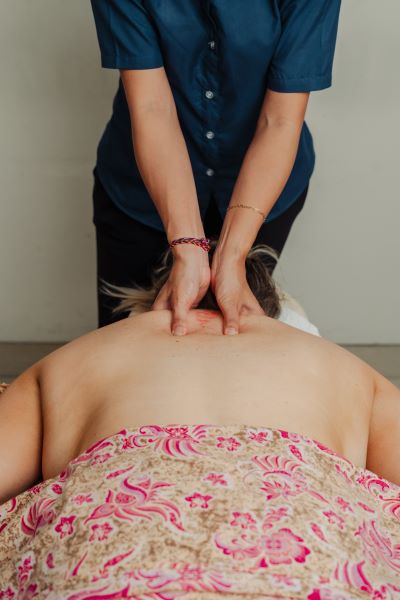 Back & Head Massage - 60 minutes