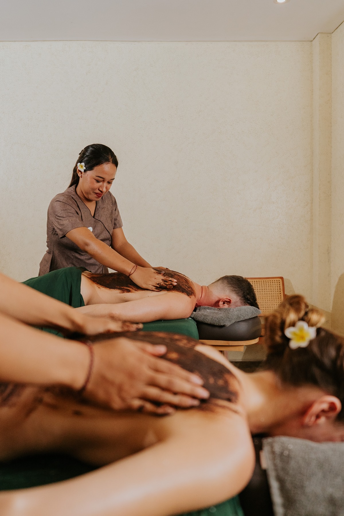 Chocoffe Body Scrub and Chocolate Body mask (45 Minutes)