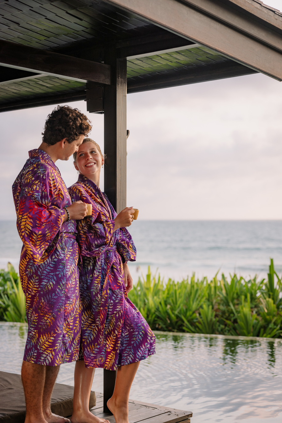 TWO'S COMPANY HONEYMOON TREAT