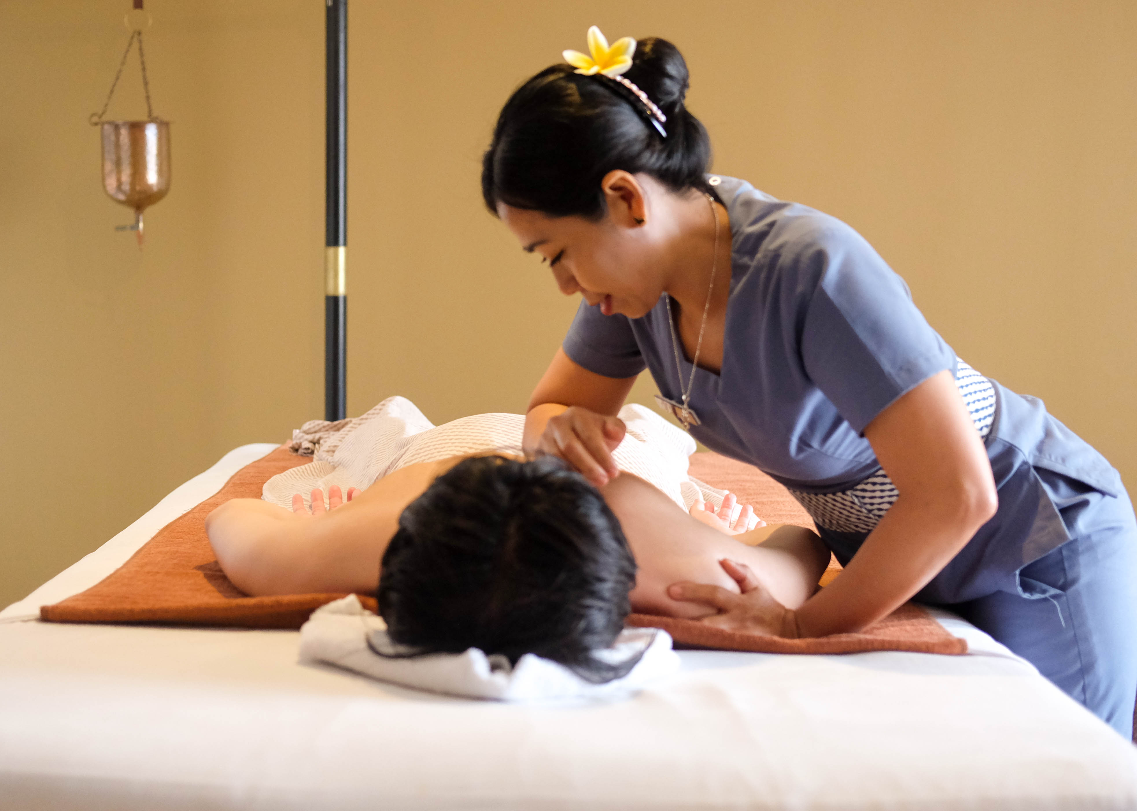 Lomi Lomi Massage - 60'