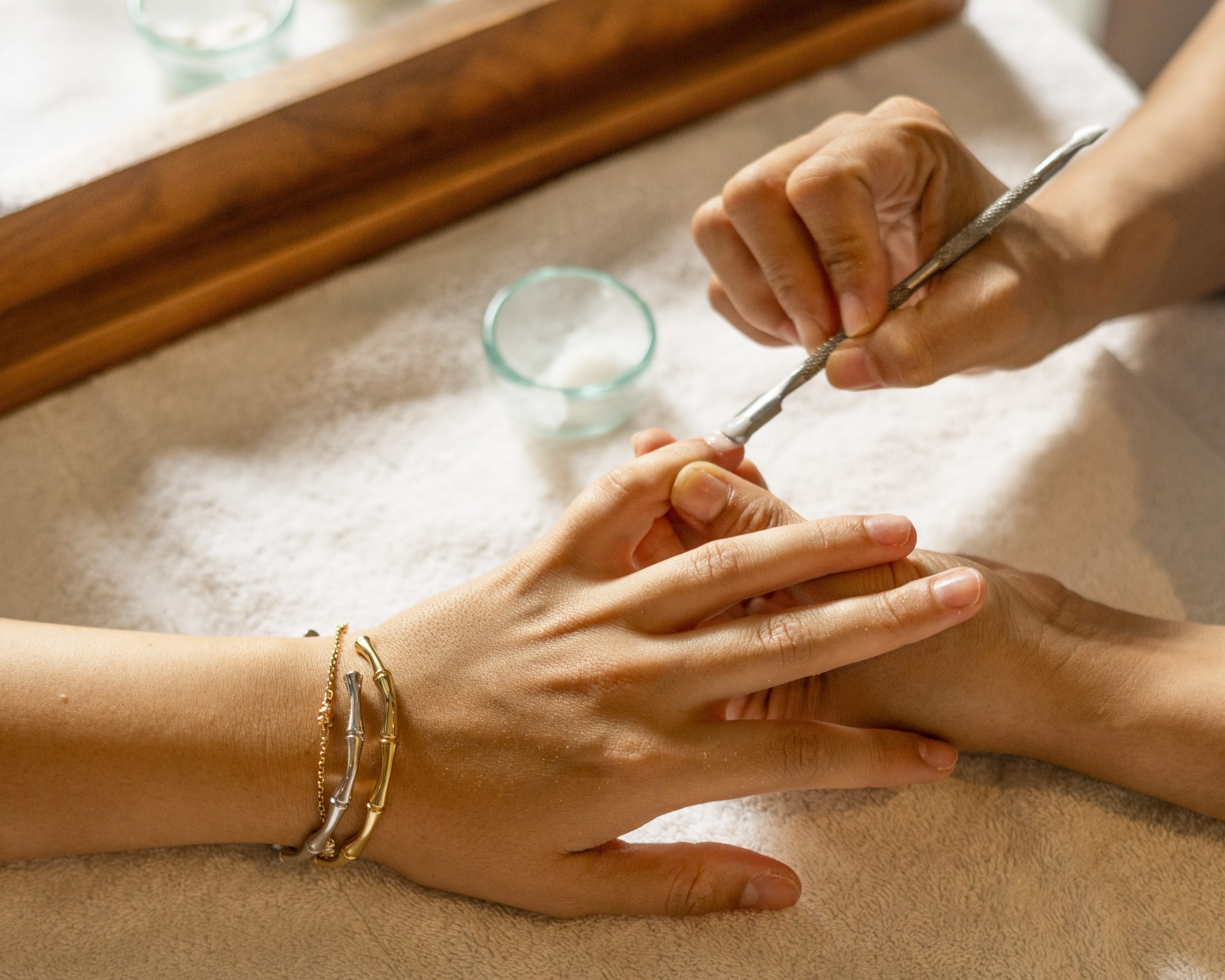 Refined Classic Nails - 90 Minutes