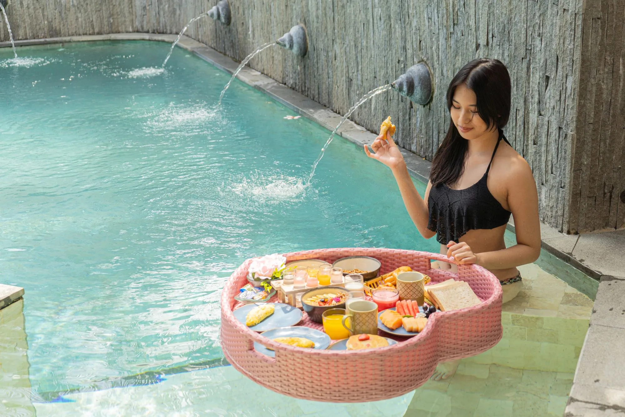 Floating Breakfast Gold Package